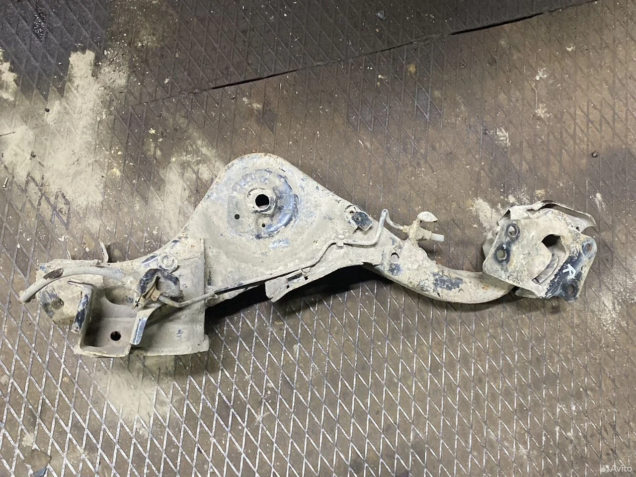 Рычаг задний правый ниссан qashqai j11