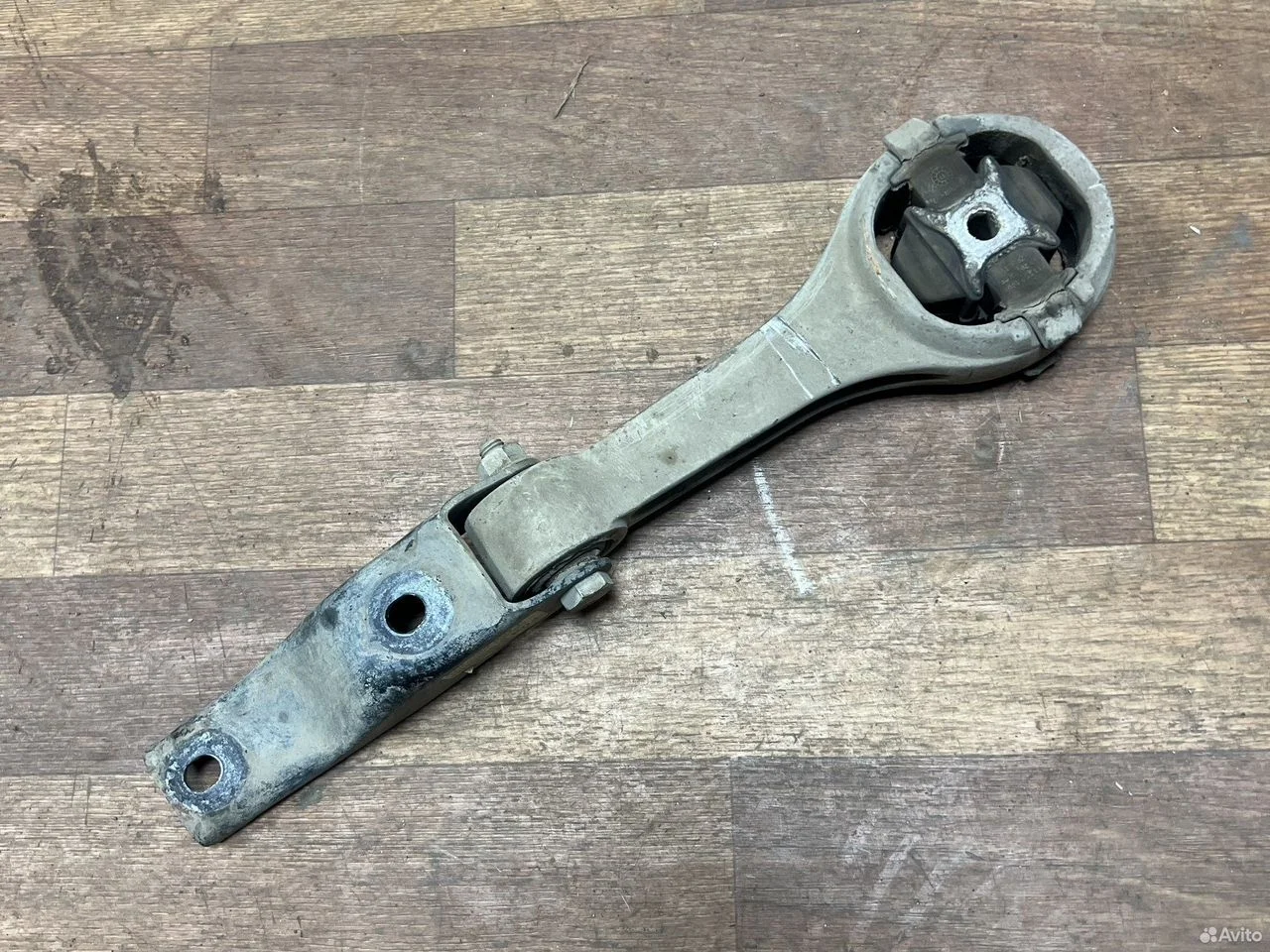 Опора двигателя нижняя audi volkswagen skoda vag