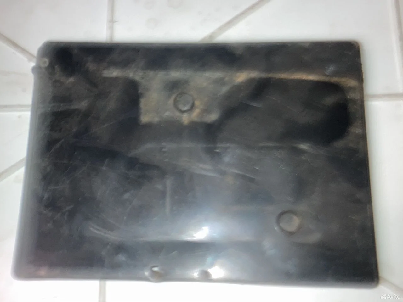 Крепление аккумулятора