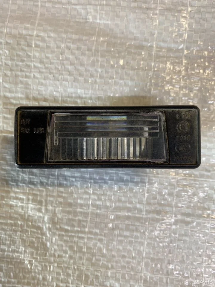 Плафон подсветки номера nissan