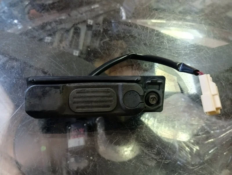 Кнопка открытия багажника Mitsubishi ASX 2010-2020