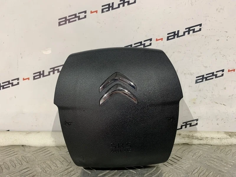 Подушка безопасности в руль airbag Citroen C4 2012 96871568ZD B7