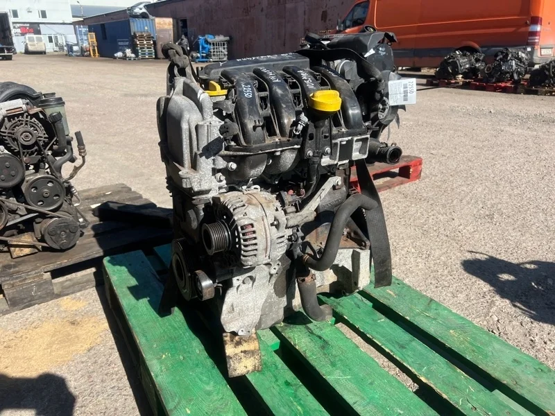 Двигатель Renault Clio 3 K4M801 1.6I