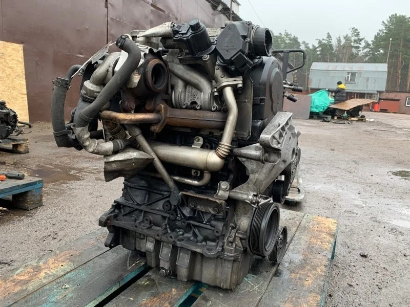Двигатель Volkswagen Passat B6 BLS 1.9TDI