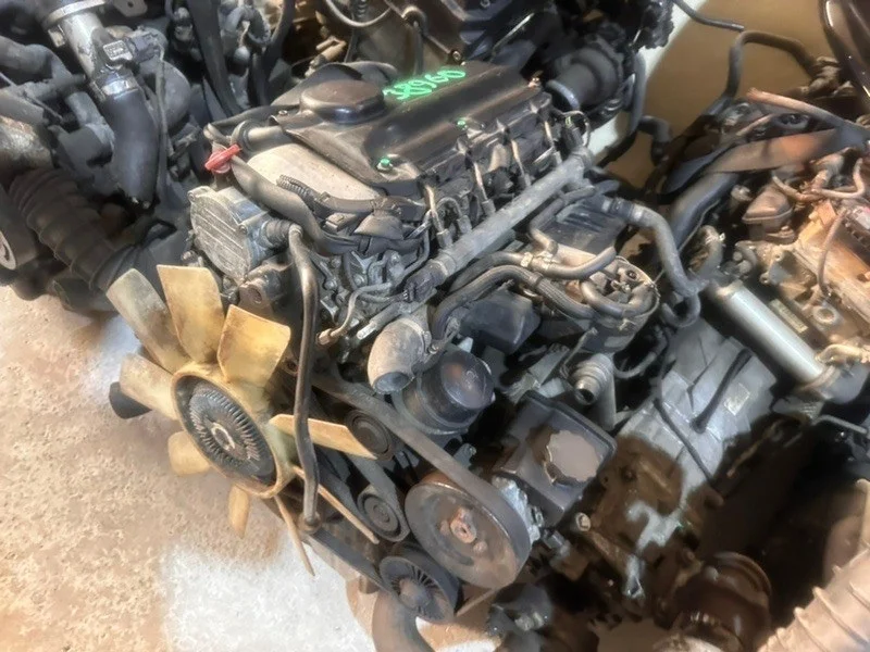 Двигатель Mercedes V-Class W639 646980 2.2CDI