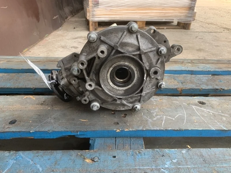 Редуктор передний Mercedes C-Class W203 272941