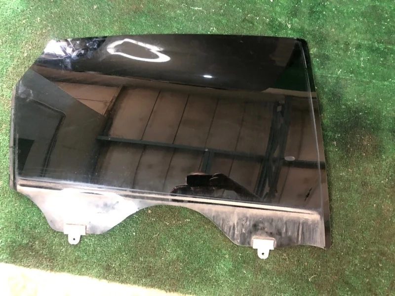 Стекло двери Infiniti FX45 2005 S50