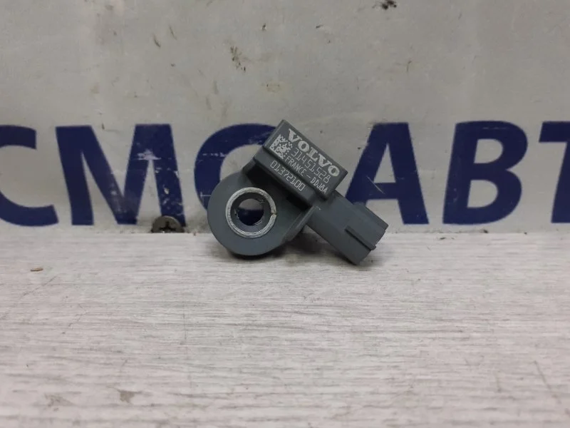 Датчик удара Volvo V90 2018 31451528 V90 2.0 B4204T35, передний
