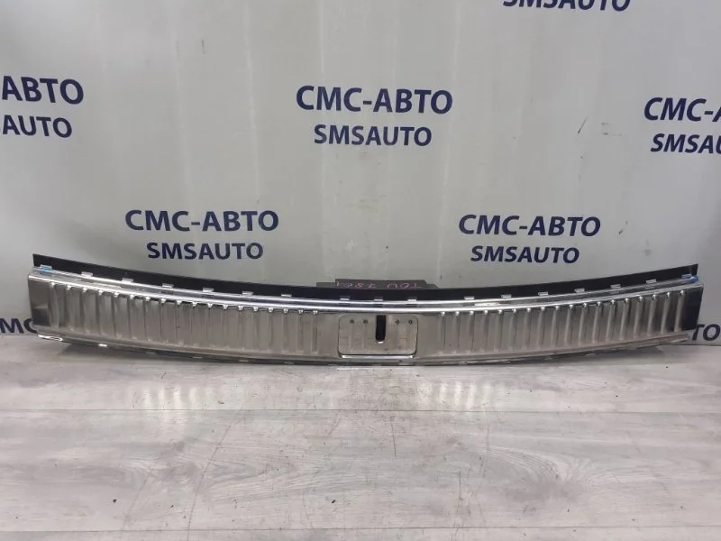 Накладка замка багажника Volkswagen Touareg 7P0863459F NF, задняя