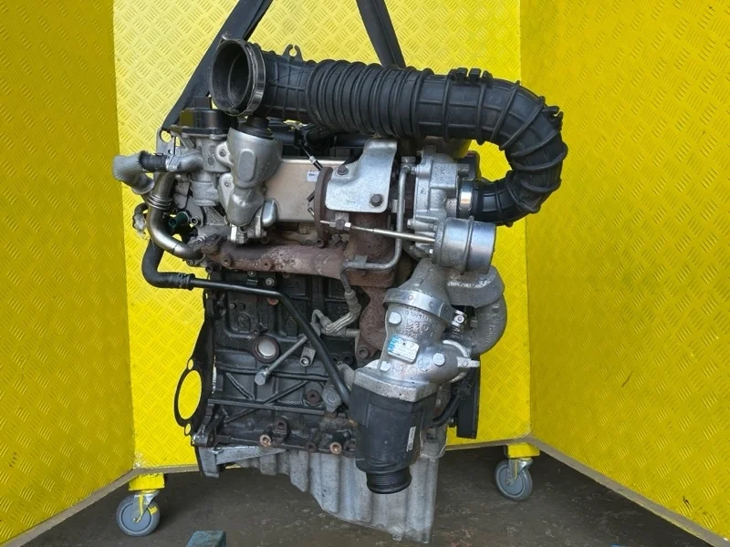 Двигатель Volkswagen Amarok (2010-2016) 2011 03L100090N 2.0 D CDCA