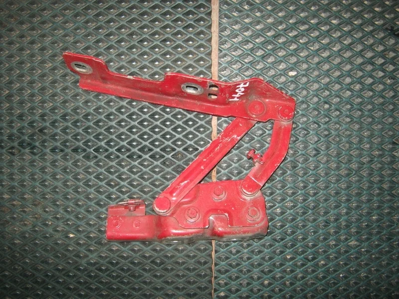 Петля капота правая Opel Astra J GTC