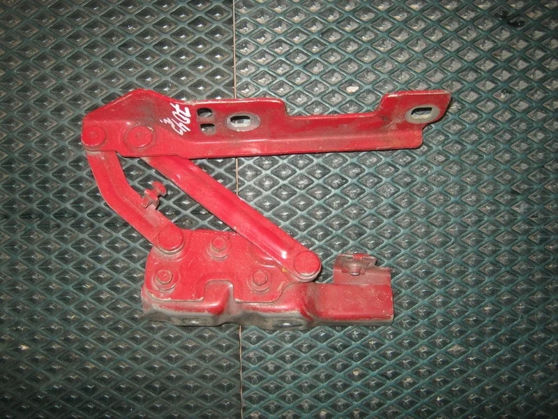 Петля капота левая Opel Astra J GTC