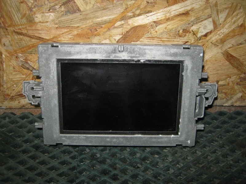 Дисплей информационный Mercedes-Benz W212