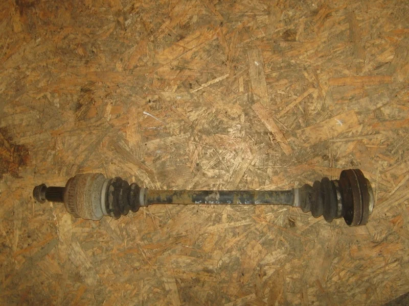 Привод задний BMW 3 серия E90