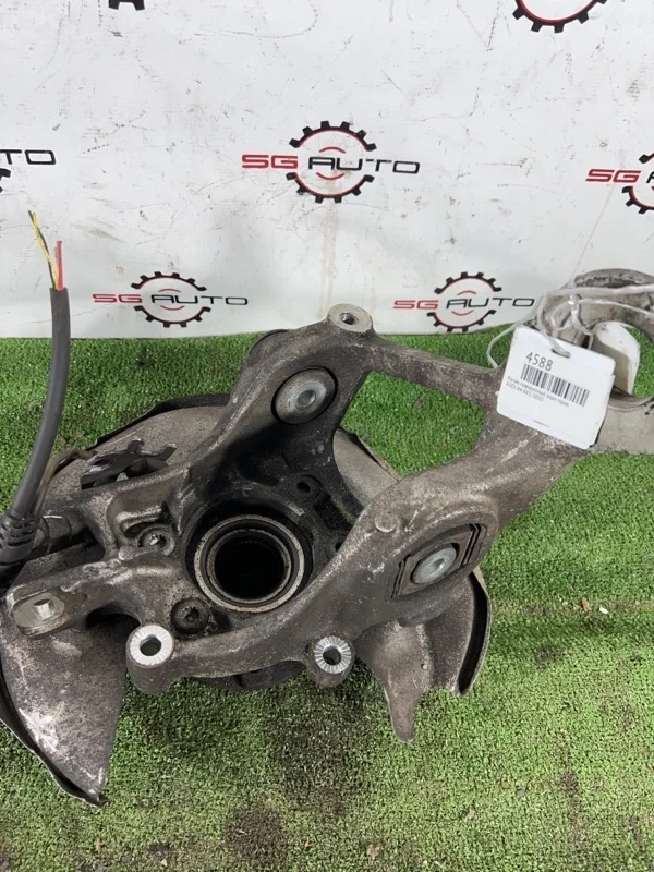 Кулак поворотный AUDI A4 2010 8K5