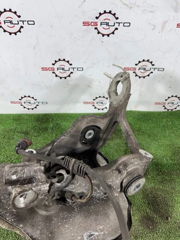 Кулак поворотный AUDI A4 2010 8K5