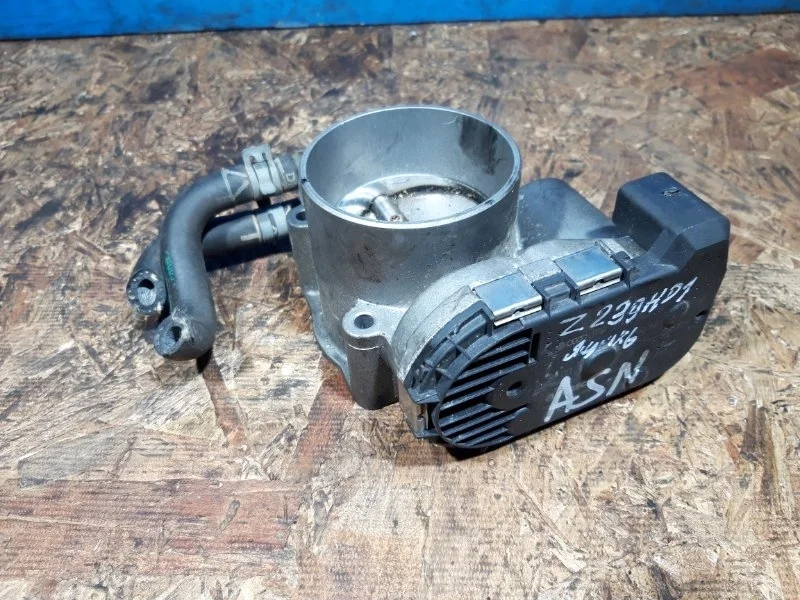Дроссельная заслонка Audi A6 C5 078133062B 3.0 ASN