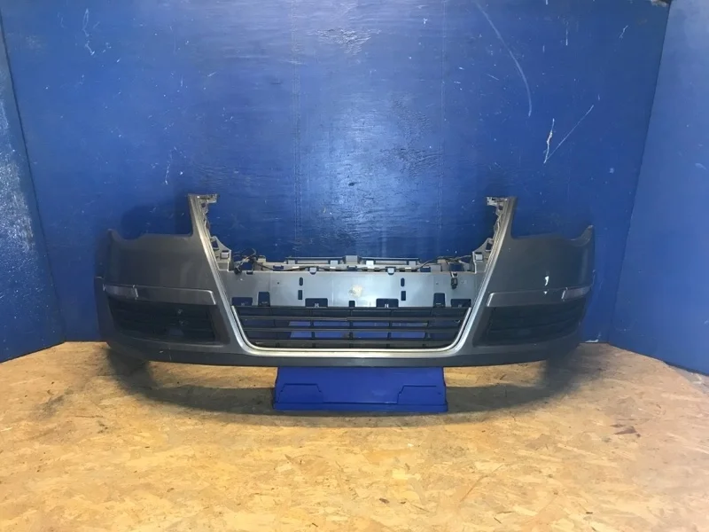 Бампер Volkswagen Passat B6 2005-2010 3C0807221, передний
