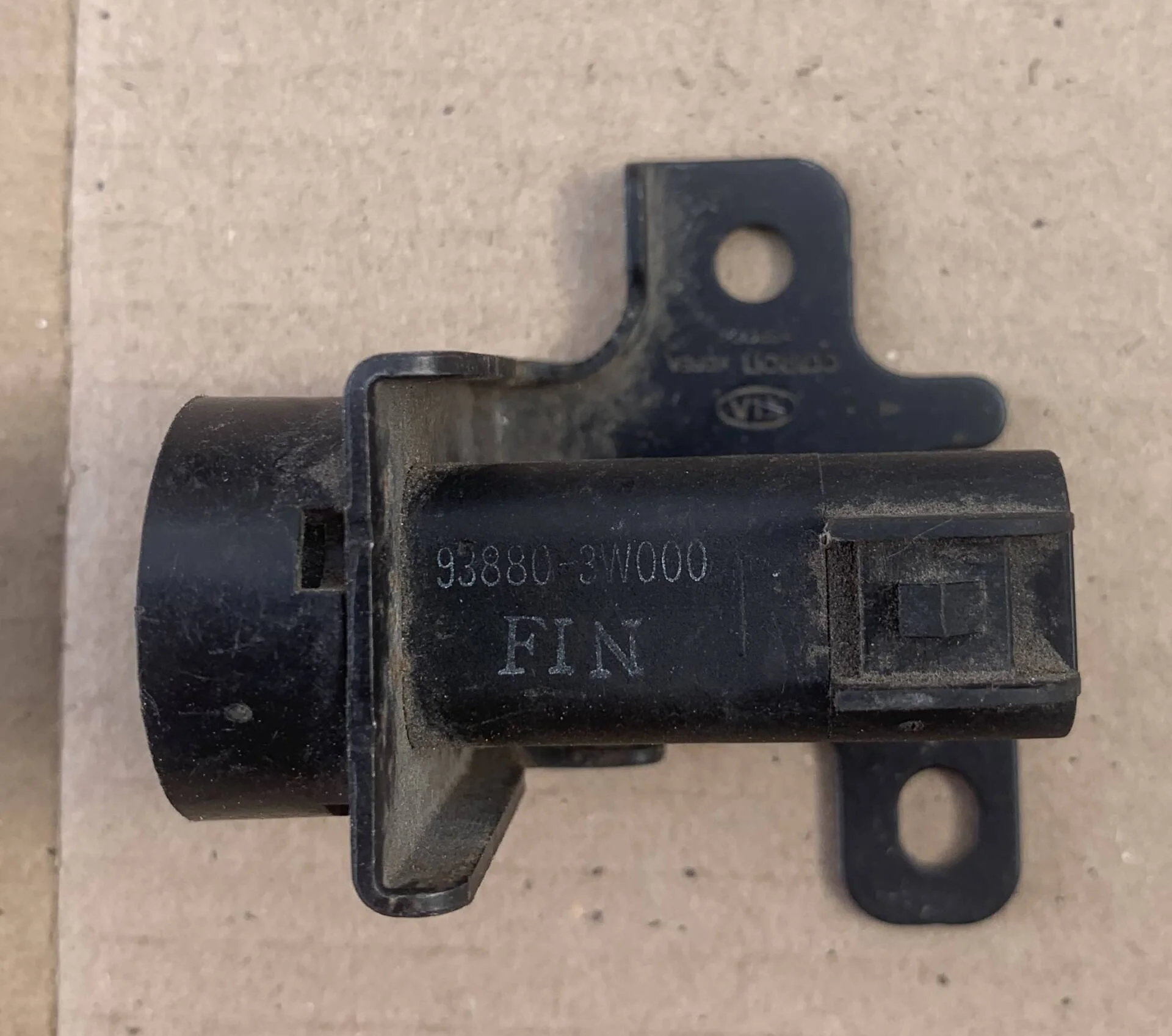 Концевик Kia Sportage 3 2010-2016г