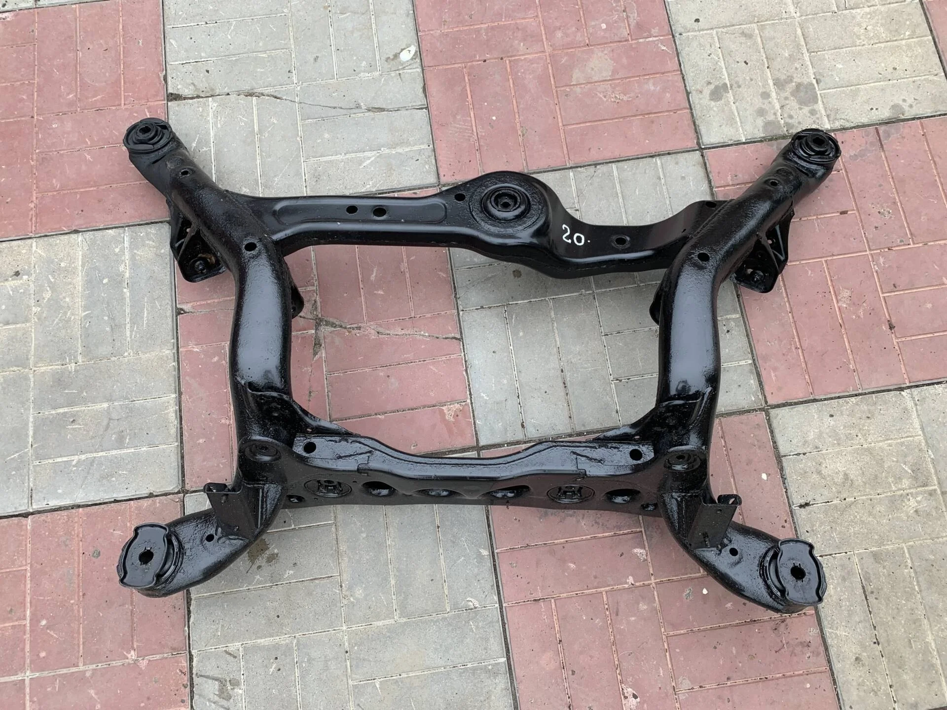 Подрамник задний Audi A4 B8