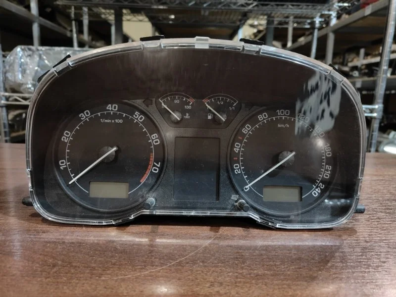 Панель приборов Skoda Octavia 1U2.1U5