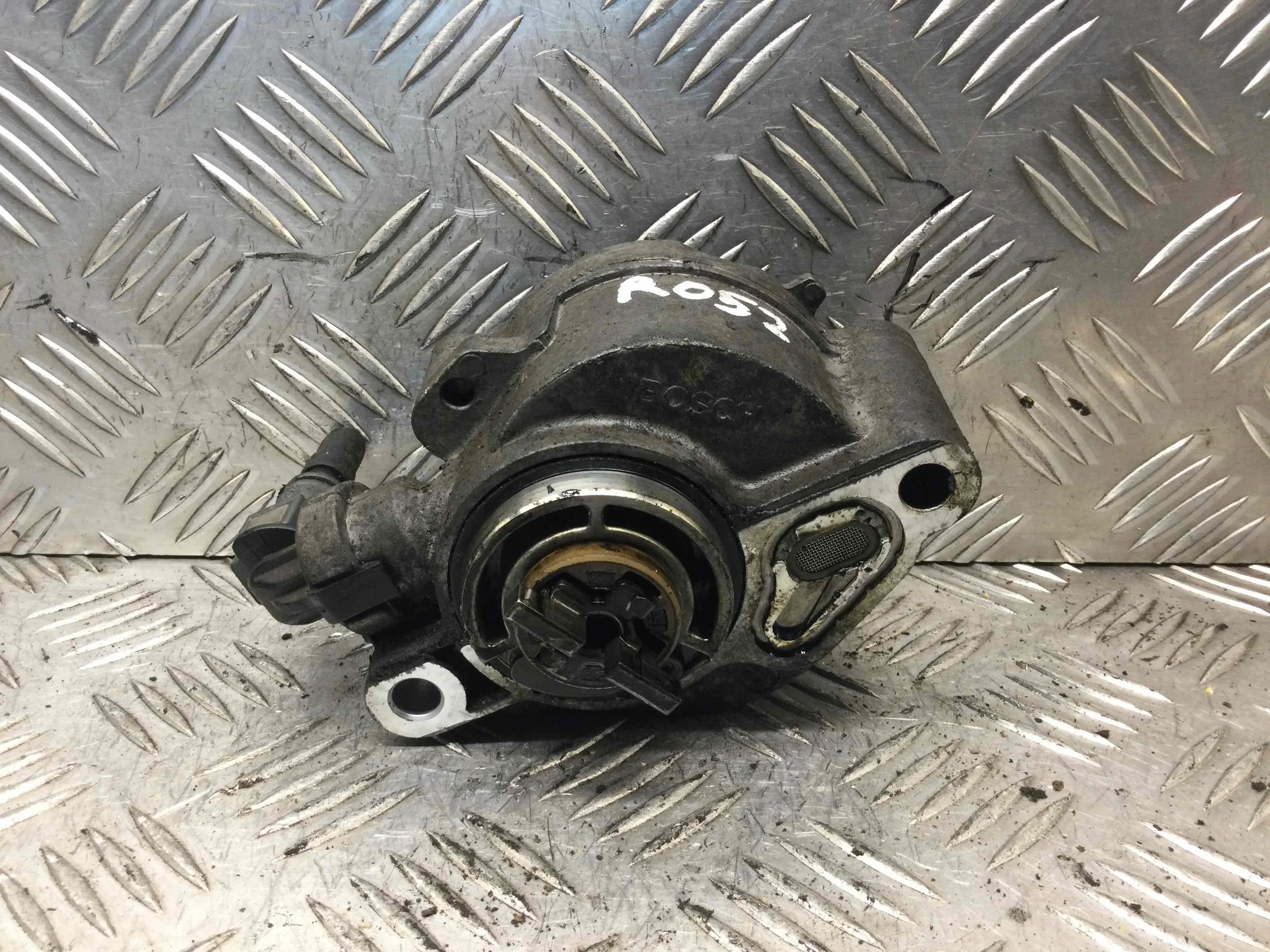 Насос вакуумный Peugeot Partner 1 поколение [рестайлинг] (2002-2008) дизель 1.6 DTI Механика Микроавтобус