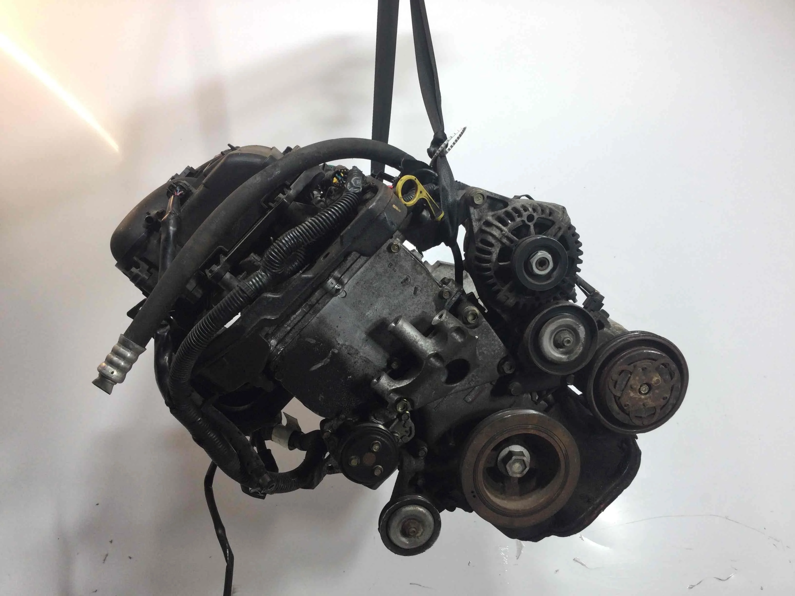 Двигатель Nissan Micra K12 (2002-2010) бензин 1.2 i Механика Х/б