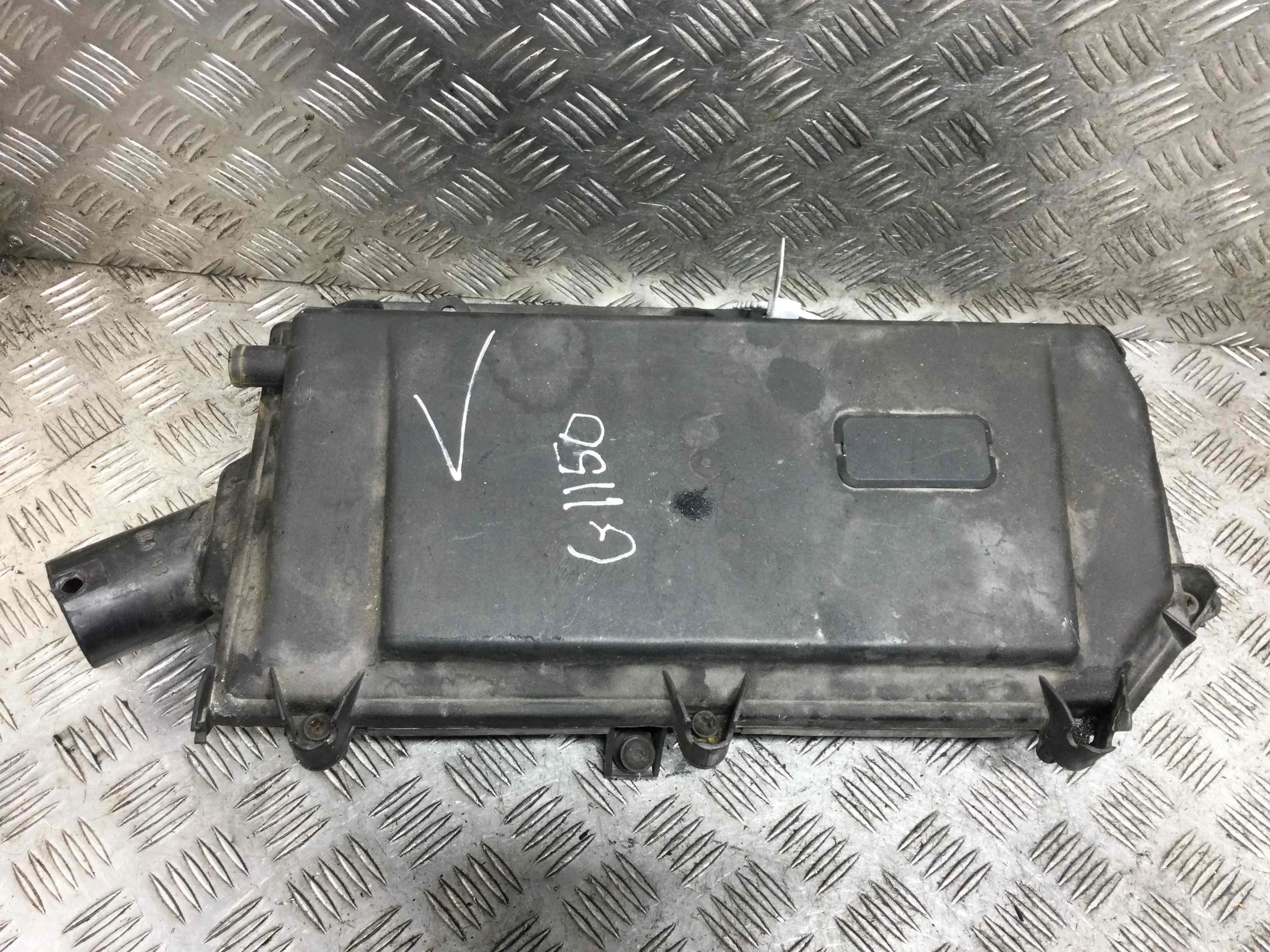 Корпус воздушного фильтра Volkswagen Golf 4 поколение (1997-2004) бензин 1.4 i Механика Х/б