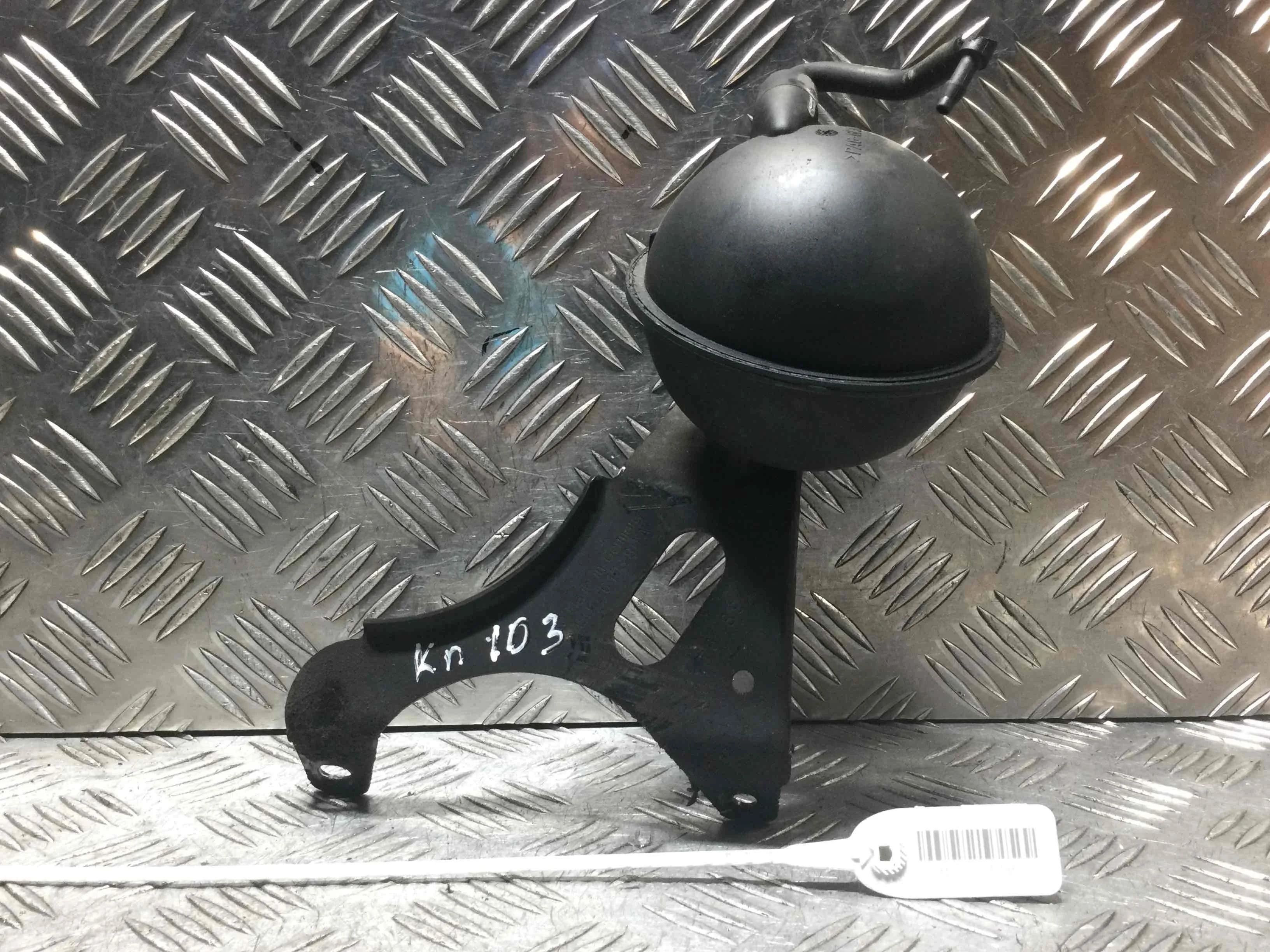 Вакуумный ресивер Volkswagen Touareg 1 поколение 2002-2007 дизель 2.5