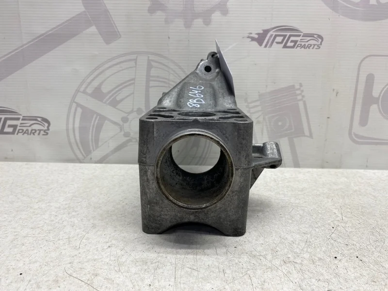 Кронштейн двигателя левый Mercedes-benz Vito W639