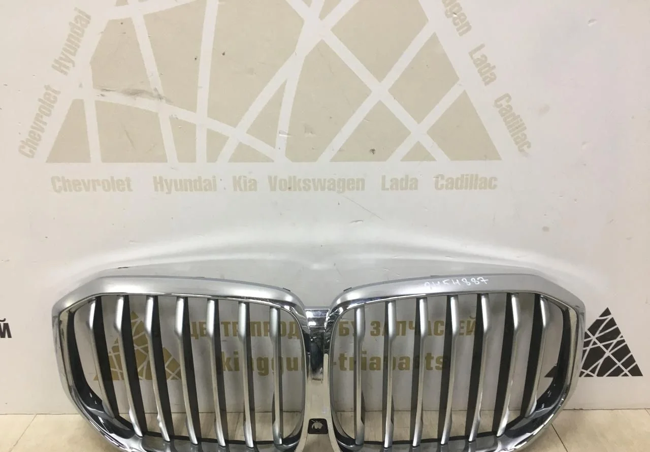 Решетка радиатора BMW X5 G05 OEM 51137454887
