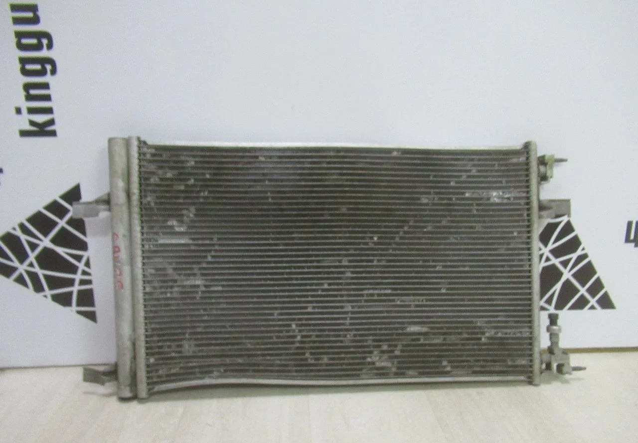 Радиатор кондиционера Chevrolet Cruze Oem 13377763