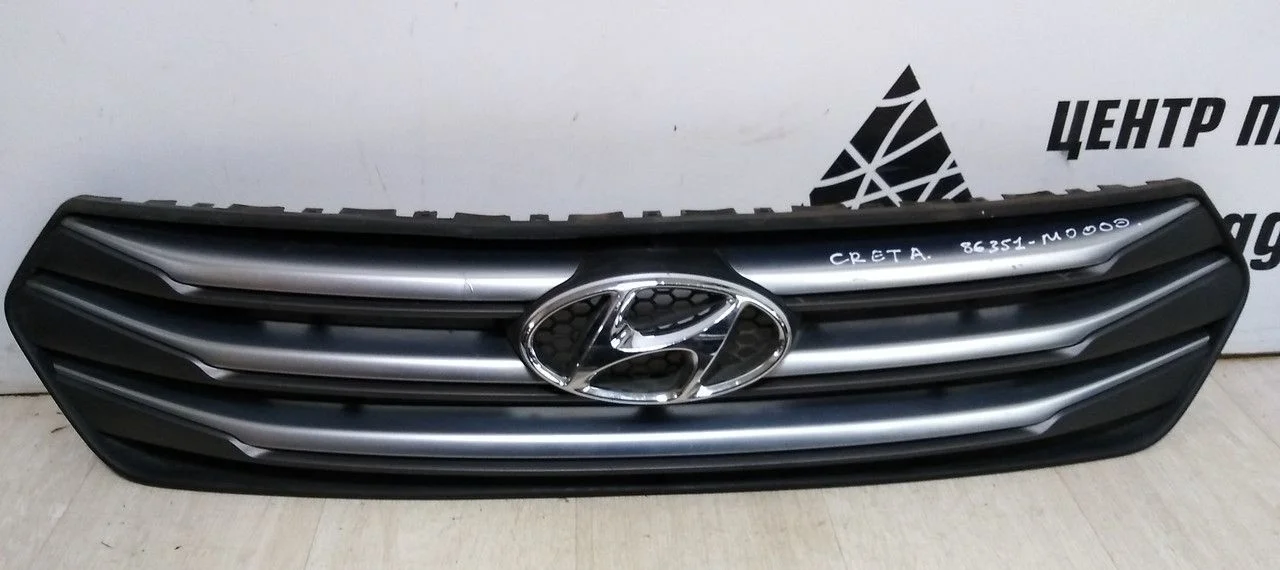 Решетка радиатора Hyundai Creta oem 86350M0000