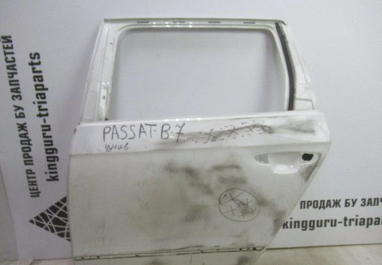 Дверь задняя левая Volkswagen Passat B6 универсал oem 3C9833055F