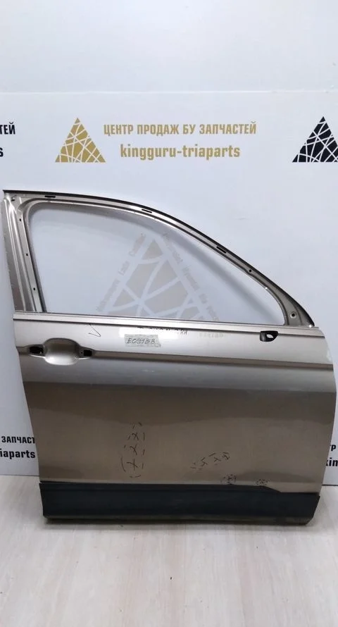 Дверь передняя правая Volkswagen Tiguan 2 2016> oem 5NA831056M