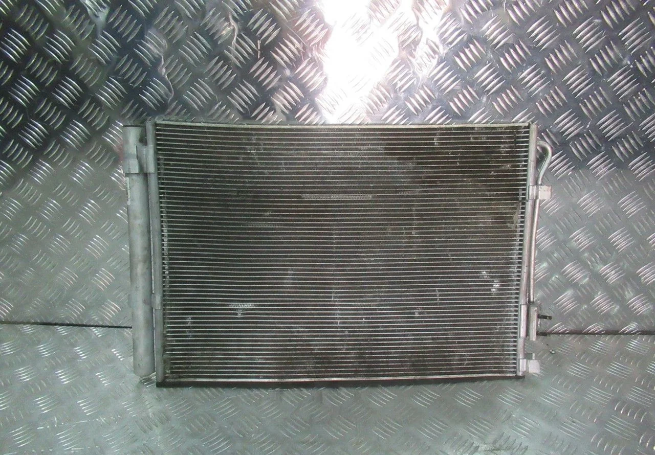 Радиатор кондиционера для Hyundai Solaris 2  oem 97606H5000