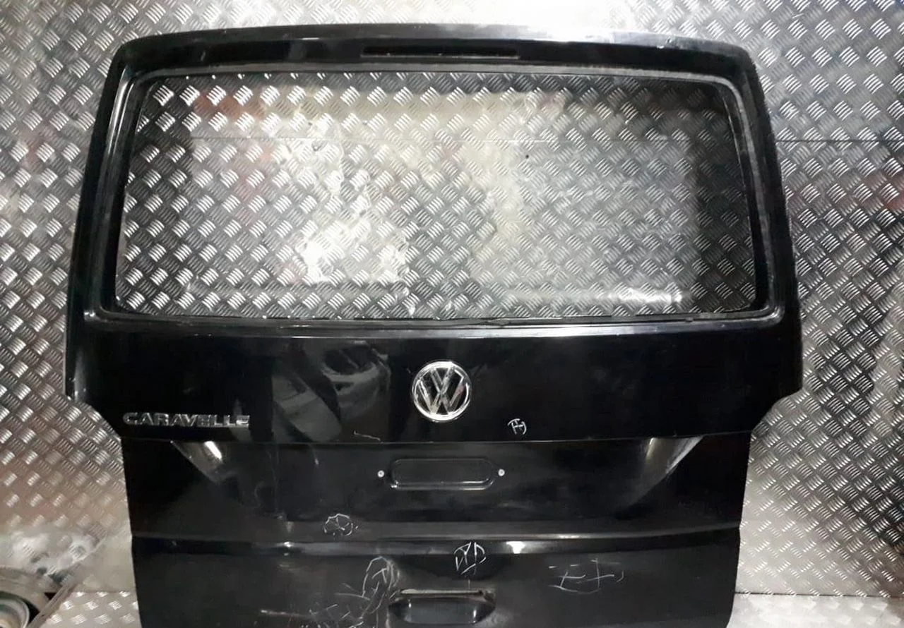 Крышка багажника Volkswagen Multivan T6 oem 7E5827025F