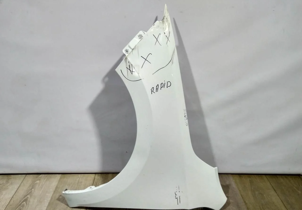 Крыло переднее левое бу Skoda Rapid рестайлинг OEM 5J5821021C