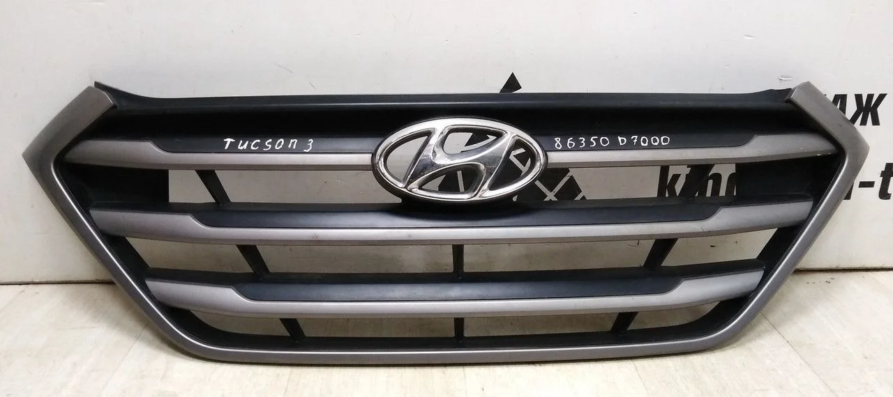 Решетка радиатора Hyundai Tucson 3 TL (15-18) oem 86350D7000