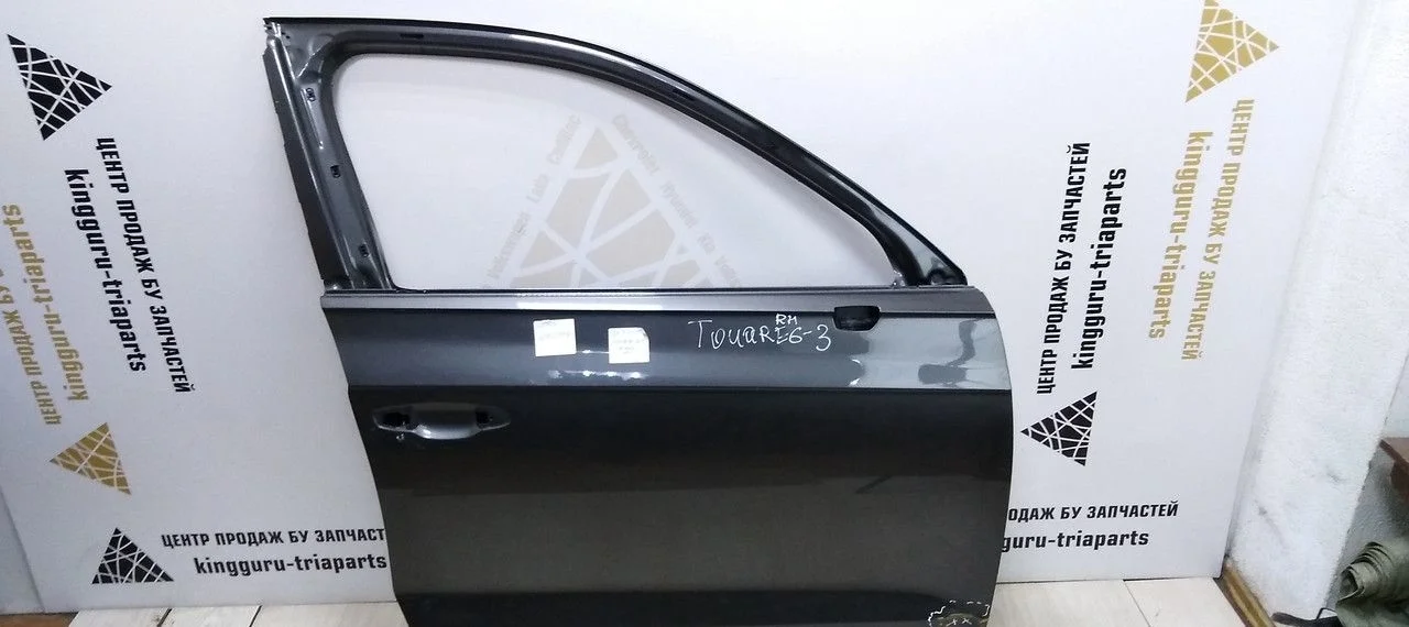 Дверь передняя правая Volkswagen Touareg 3 2018> oem 760831052B