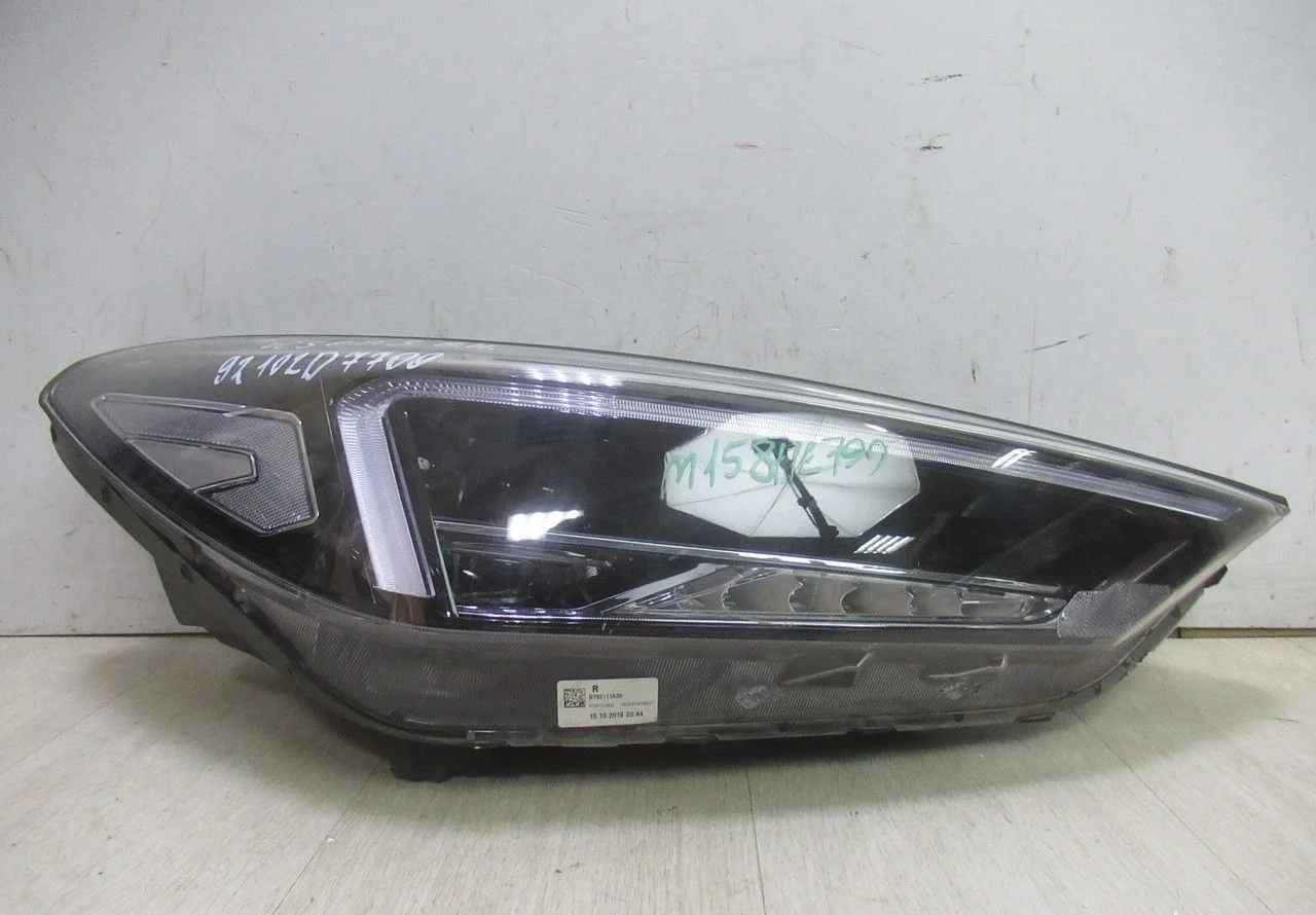Фара передняя правая LED Hyundai Tucson 3 (18>) oem 92102d7700