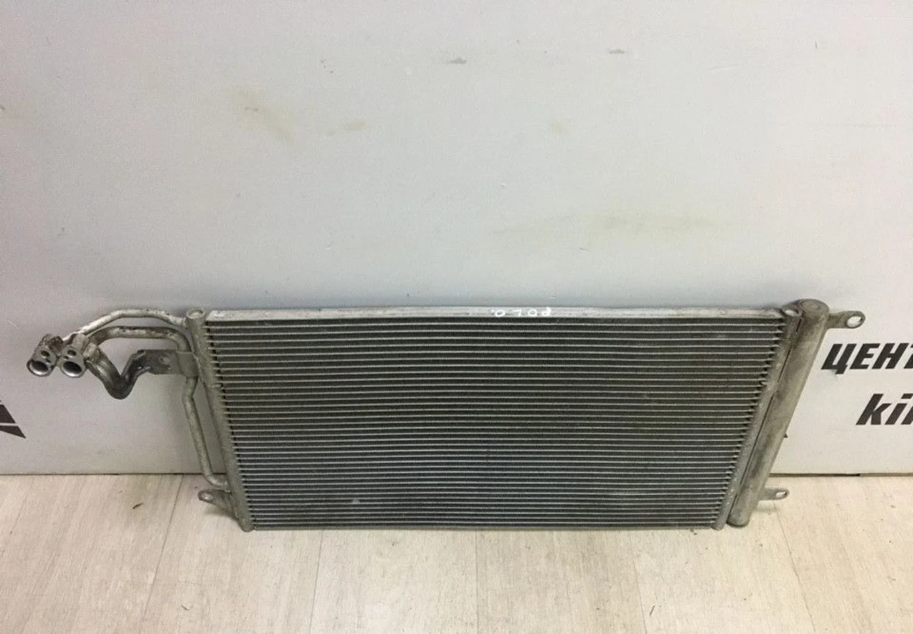 Радиатор кондиционера Volkswagen Polo 5 oem 6c0816411b