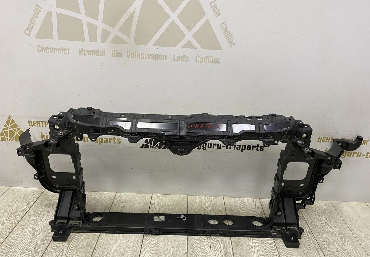 Панель передняя передний Hyundai Sonata 8  2019 OEM 64101L1000