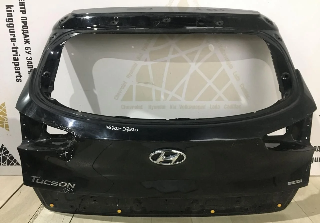 Крышка багажника Hyundai Tucson 3 рестайлинг 2018 oem 73700D7500