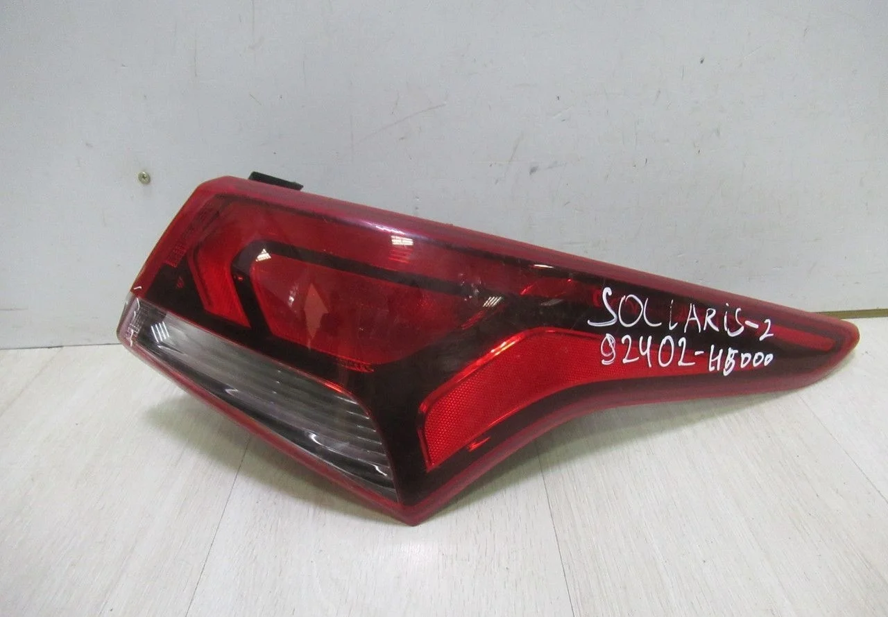Фонарь правый Hyundai Solaris 2 (17>) oem 92402H5000 (в хорошем состоянии)