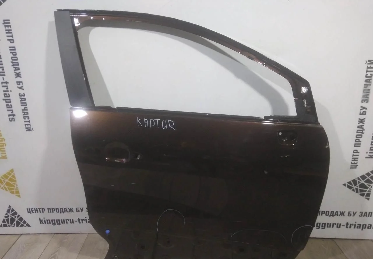 Дверь передняя правая бу Renault Kaptur OEM 801001400R
