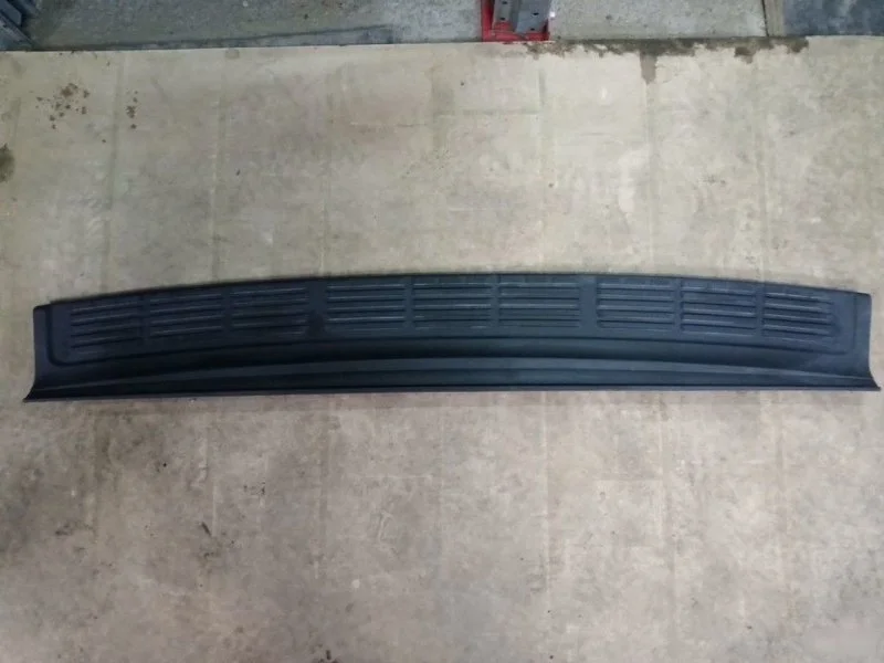 Накладка бампера Toyota Land Cruiser 2007-2012