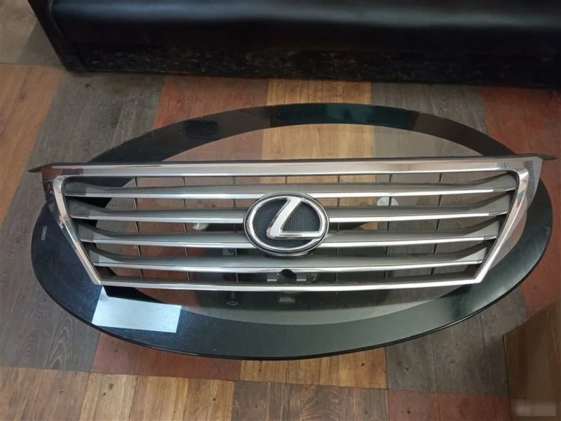 Решетка радиатора Lexus LX 2007-2012 570
