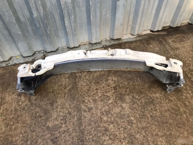 Усилитель бампера Mazda CX-7 2006-2012