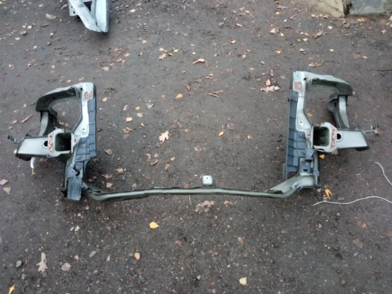 Панель передняя Honda Civic 8 2006-2011 4D